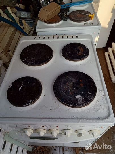 Плита электрическая бу 2шт