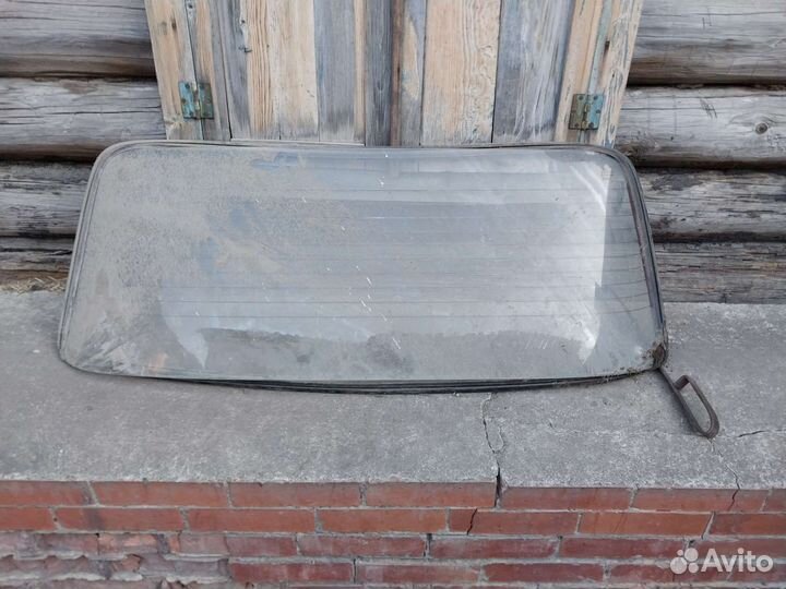 Заднее стекло ваз