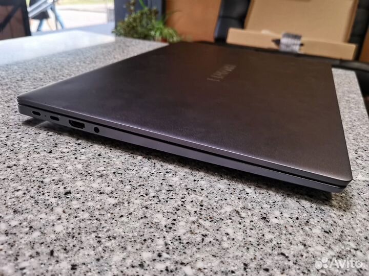 Huawei matebook d16 i5