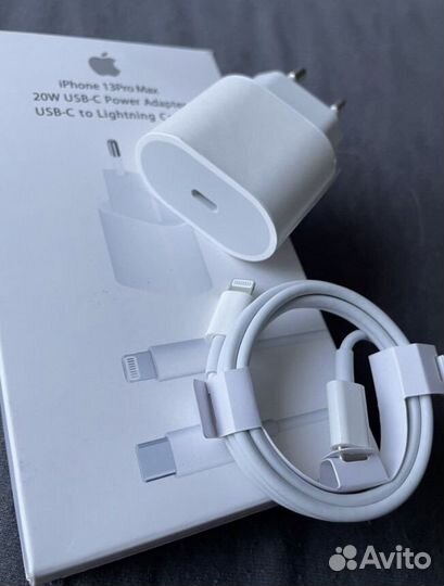 Зарядное устройство на iPhone 20w