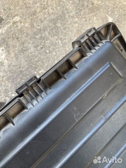 Корпус воздушного фильтра поло седан