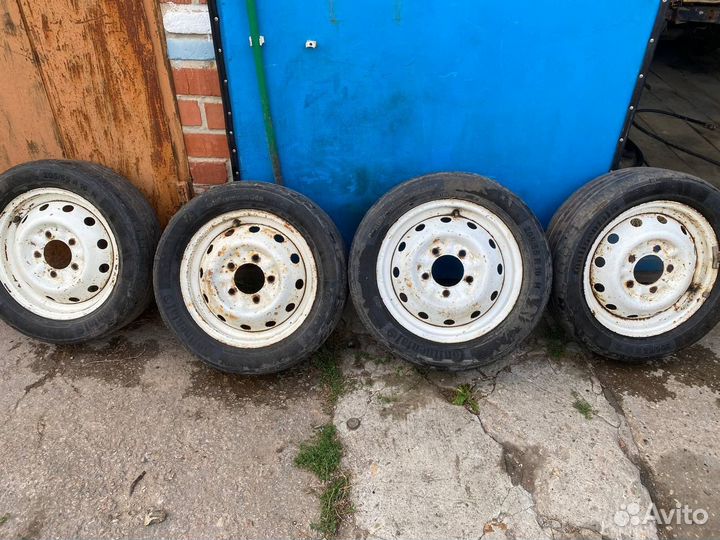 Летние колеса R 16 на Ниву