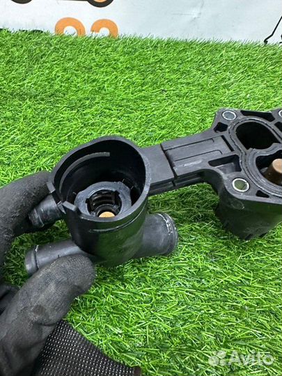 Корпус термостата Volkswagen Golf MK6 cbzb пробег