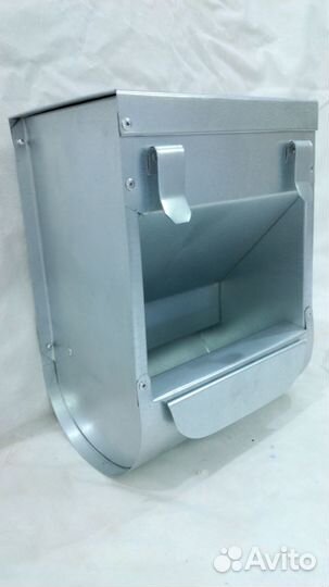 Кормушка для кроликов и кур бункерная