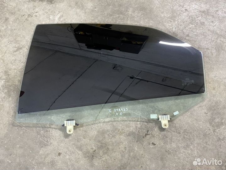 Стекло двери задней левой Kia Cerato (TD) II (2008