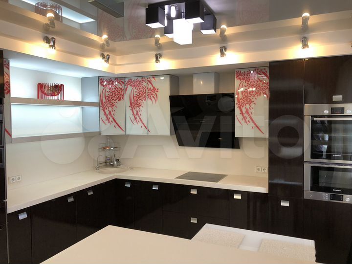 4-к. квартира, 82 м², 5/5 эт.