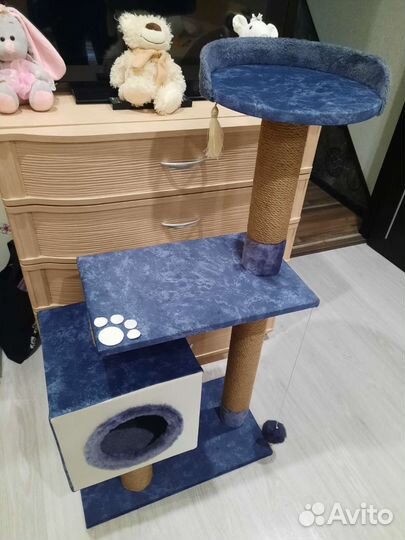 Кошачий домик с когтеточкой новый