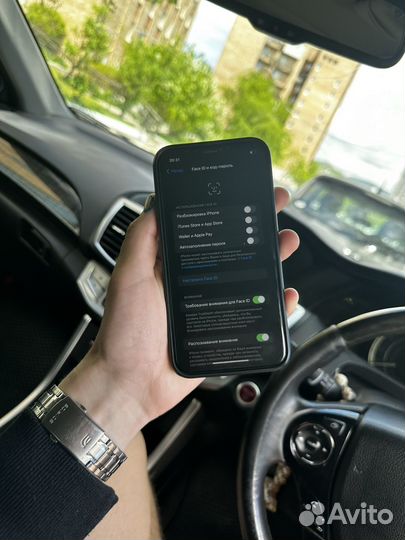 iPhone Xr, 64 ГБ