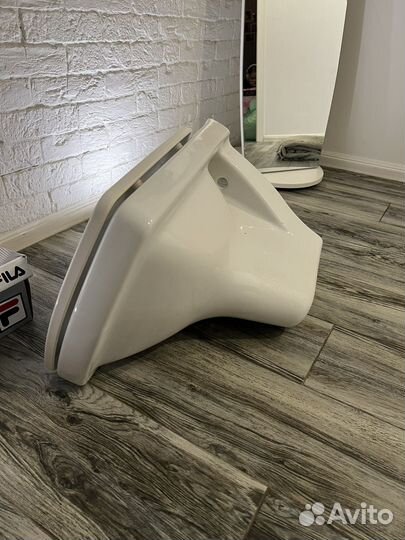 Унитаз от инсталяции б/у