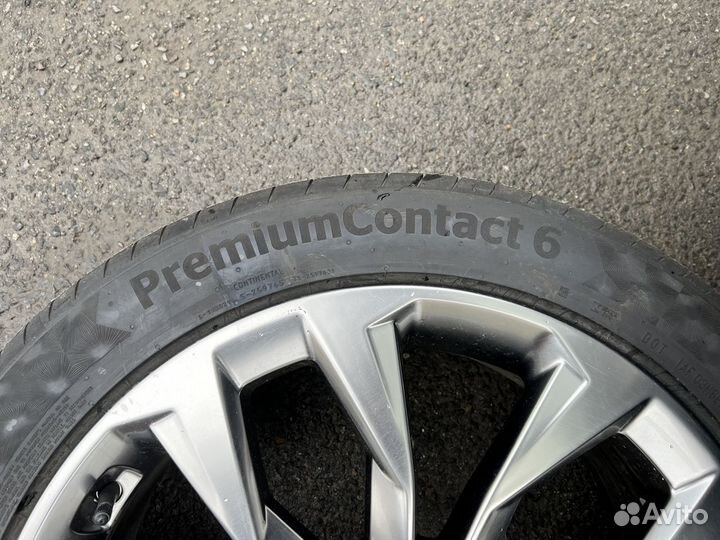 Continental PremiumContact 6 255/45 R20 105V