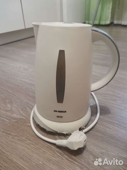 Чайник электрический на запчасти