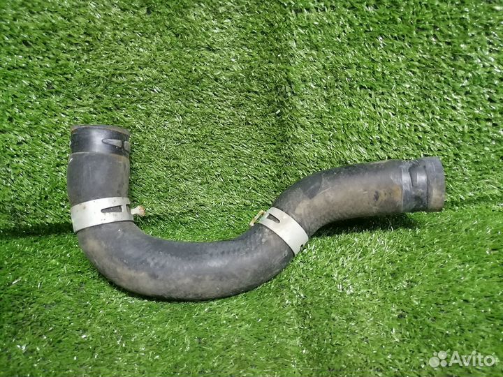 Патрубок охлаждения (радиатора) 17852-54G00верхний