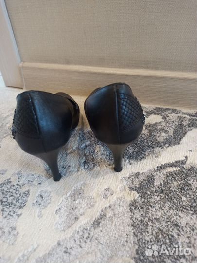 Туфли женские 38 размер черные