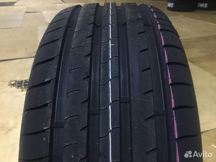 Windforce Catchfors UHP 285/45 R19 111W