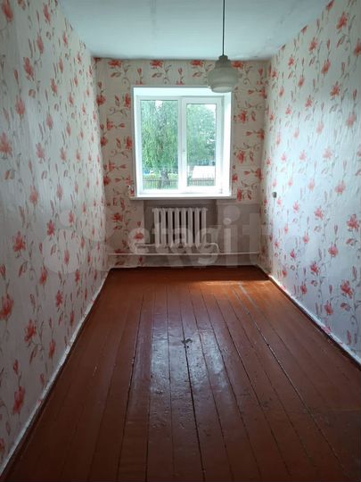 3-к. квартира, 55 м², 1/2 эт.