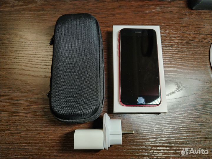 iPhone SE (2022), 64 ГБ