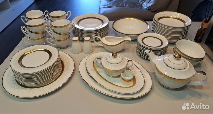 Чайно-столовый сервиз Karosa из фарфора 12 персон