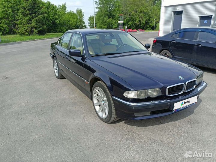 BMW 7 серия 3.5 AT, 2001, 350 000 км
