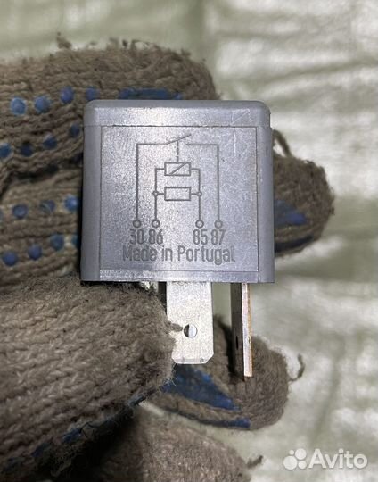 Реле 18 Skoda Fabia 1.4 AUB 2001