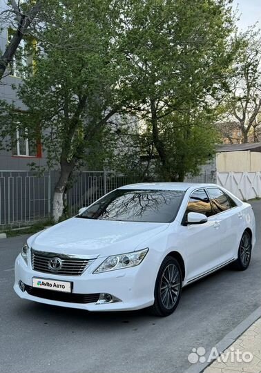 Toyota Camry 2.5 AT, 2014, 260 000 км