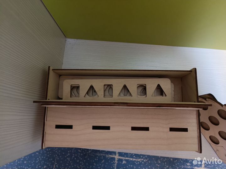 Деревянная, развивающая игра Умный сундучок