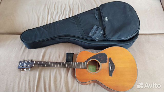 Гитара yamaha FS800