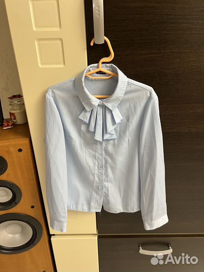 Блузка школьная, голубая, рост 134, фирма Гермиона