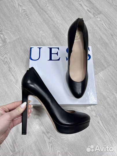 40 Новые Guess Туфли