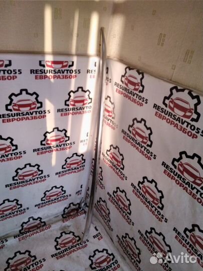 Рейлинг правый Audi A4 B8.5 2.0 TSI cdnb 2014