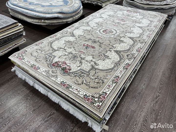 Ковер новый 1.5 х 3 м