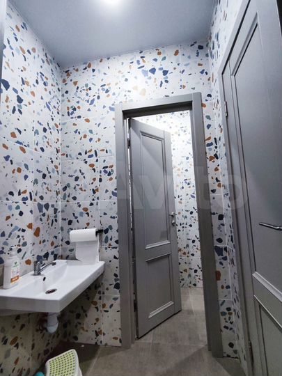 Помещение 271 м² с ремонтом и арендатором