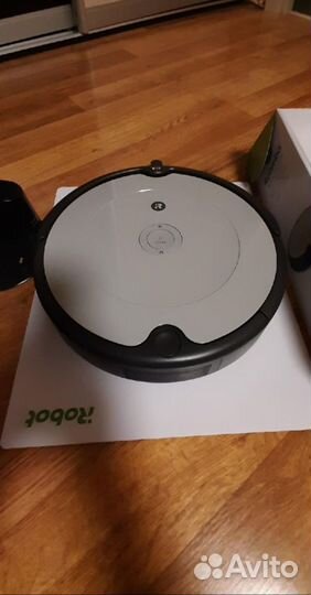 Робот пылесос iRobot roomba 698