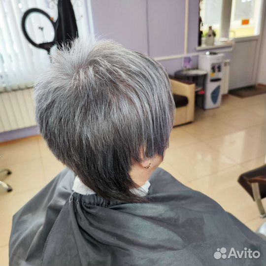 Стрижки и окрашивания волос