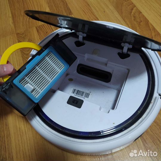 Робот пылесос