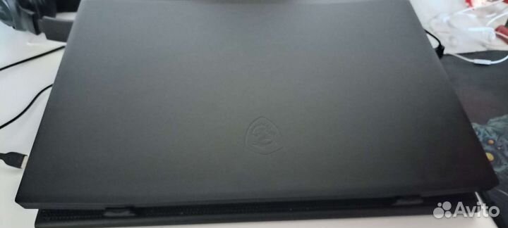 Игровой ноутбук MSI GF76 Katana 11UE-269XRU