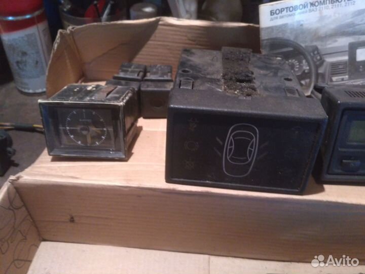 Блоки сигнализаторов и управления ваз 2110