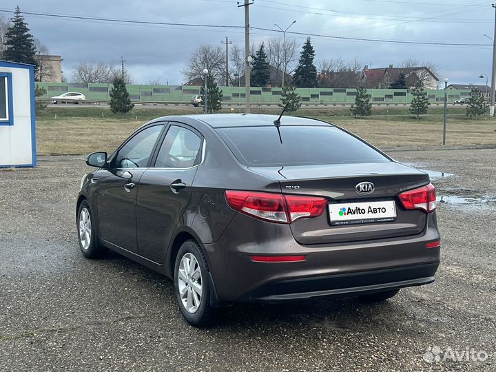 Kia Rio 1.6 AT, 2015, 172 000 км