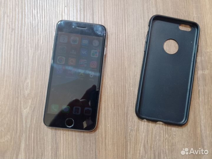 iPhone 6S, 64 ГБ
