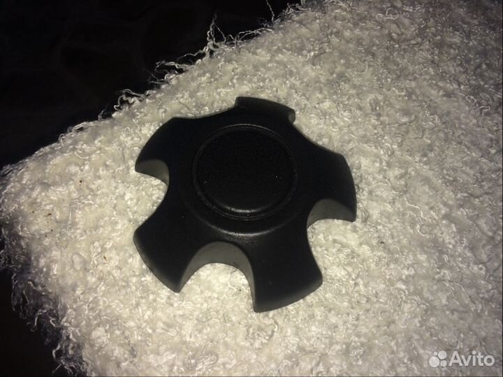 RAV 4 колпачки