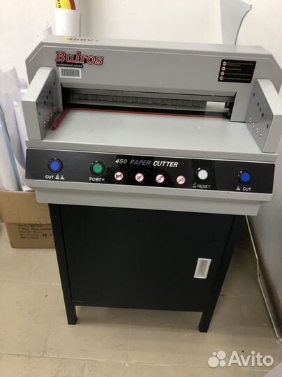 Резак для бумаги электрический