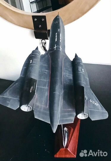 SR-71 blackbird масштаб 1/72