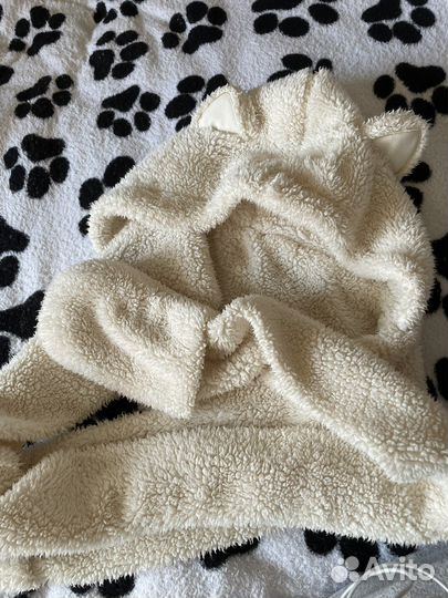 Шапка кошка с ушками и шарф из варежек