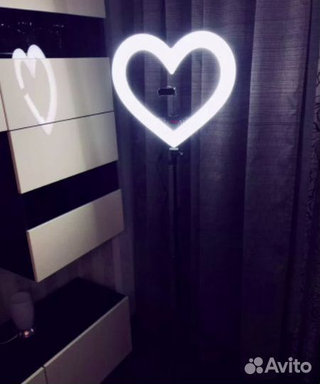 Кольцевая лампа Сердце 50 см RGB