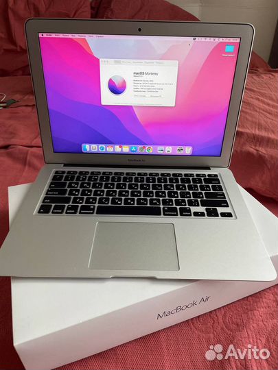 Apple MacBook Air 13 2017 год
