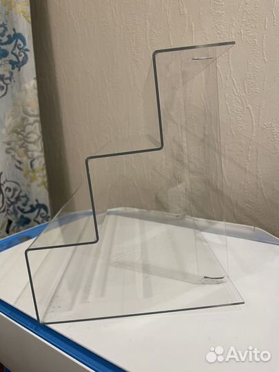 Горка полка из оргстекла