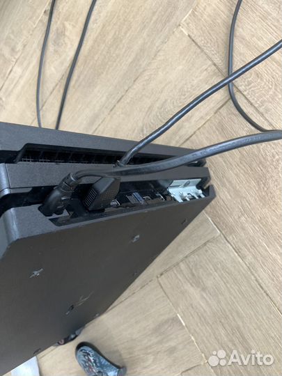 Sony playstation 4 PS4 pro 1tb с играми