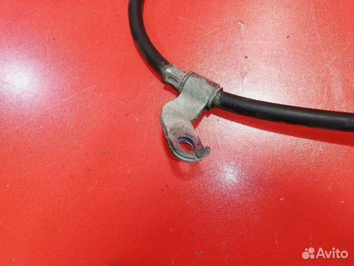 Трос стояночного тормоза левый Hyundai Solaris RB