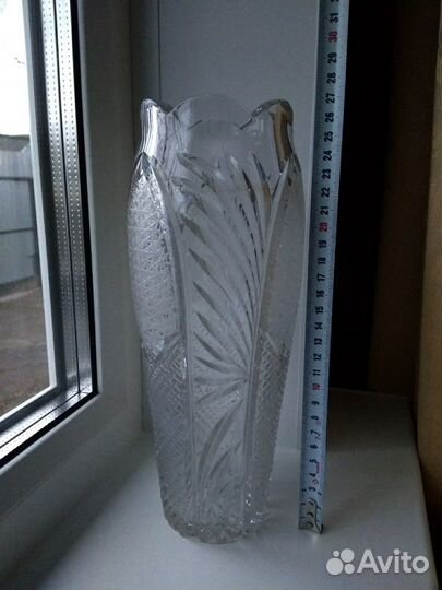 Хрустальная ваза