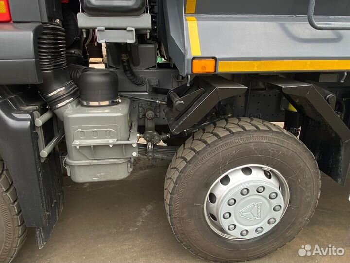 Howo ZZ3317V386GE1, 2023