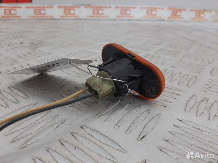 Повторитель передний правый Renault Scenic рест